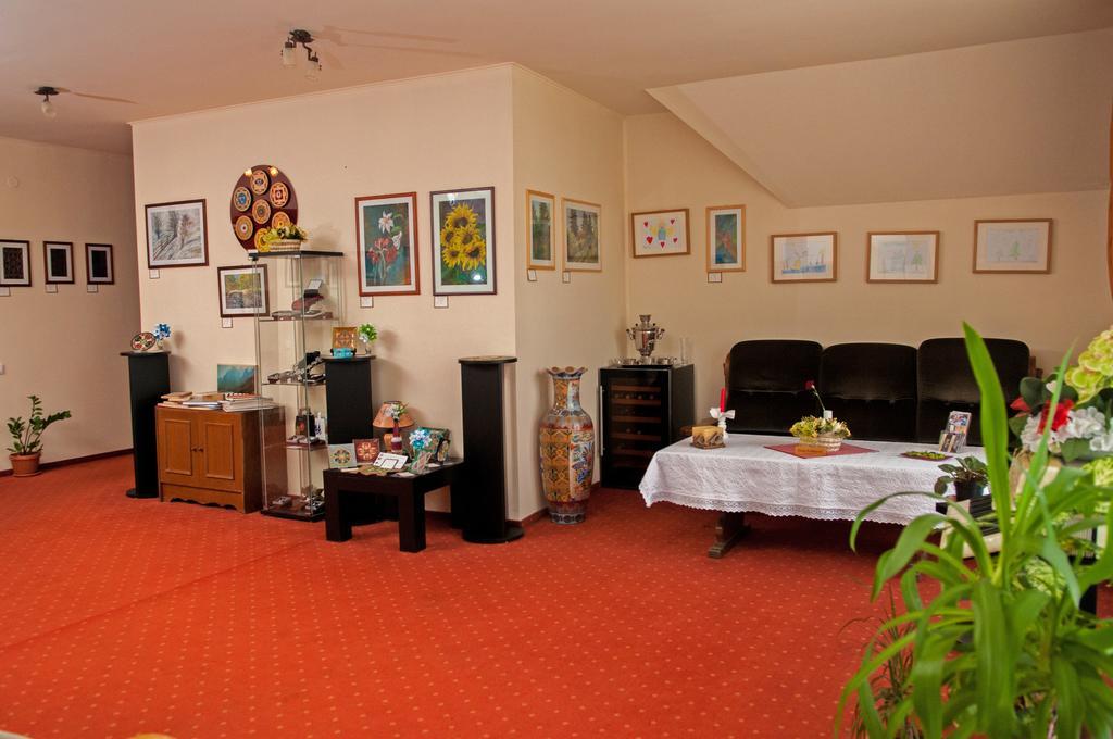 Hovirag Panzio Hotel Borzont ภายนอก รูปภาพ
